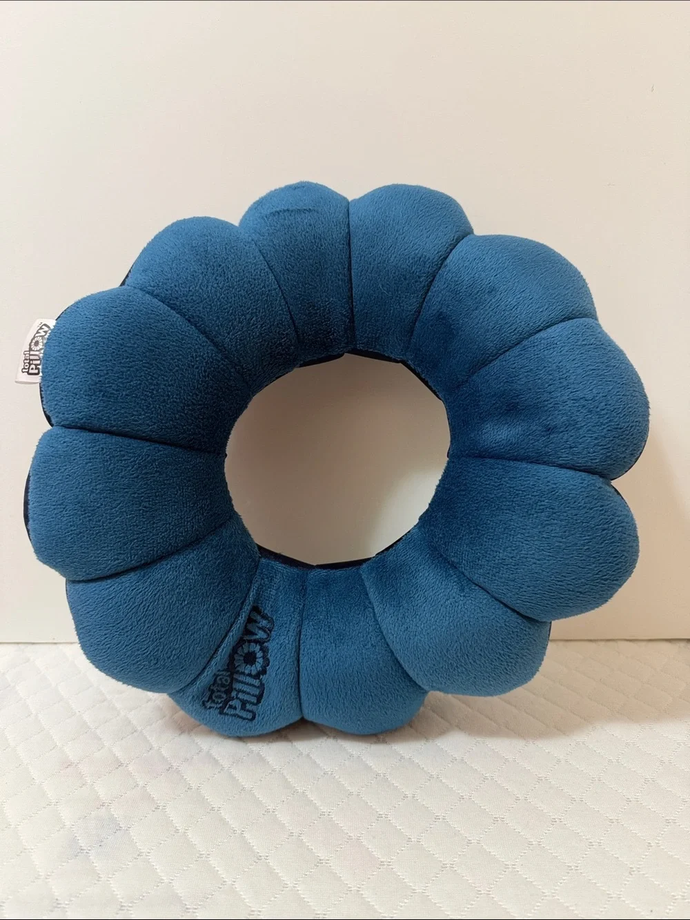 Total Pillow Navy Blue Travel Neck, Head, and Lumbar Support Pillow.NWOT. No Box